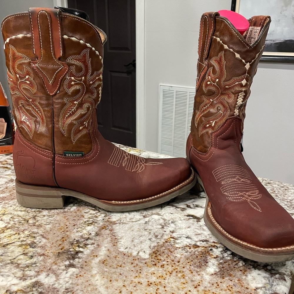 Men's Western Boots - Brown and Tan